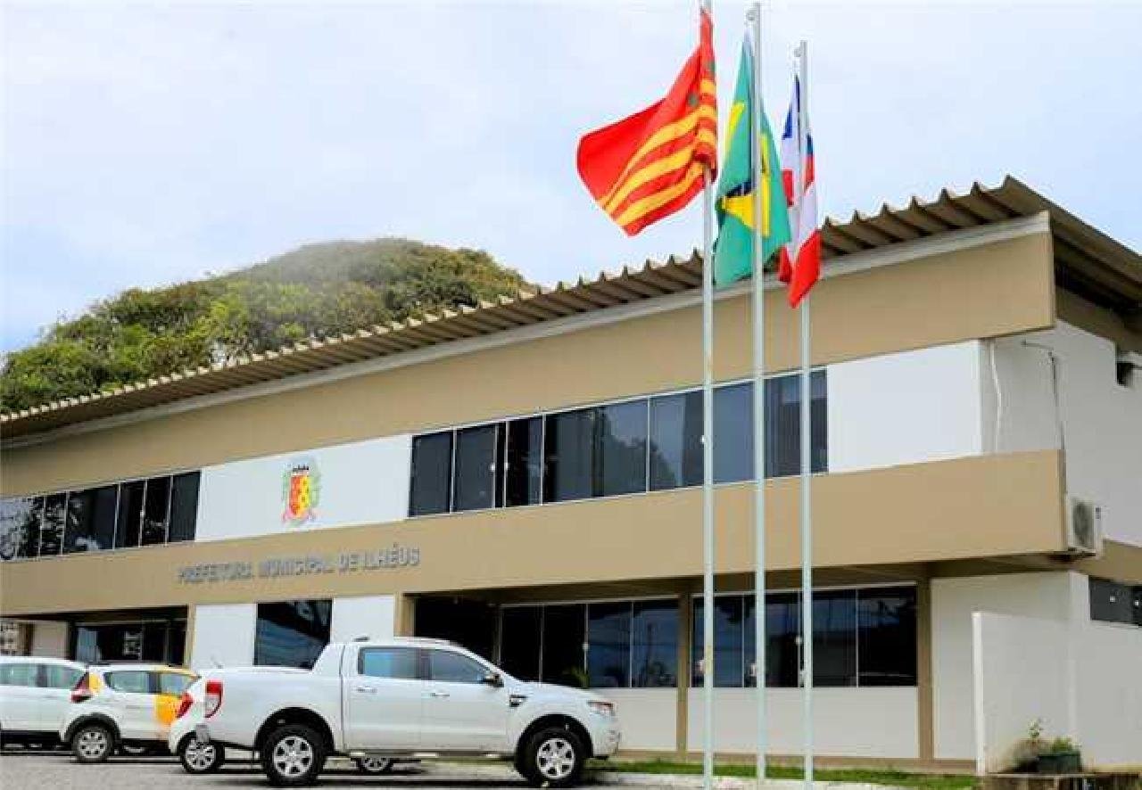 PREFEITURA DE ILHÉUS APRESENTA PROPOSTA DE REAJUSTE SALARIAL DE 5,53% E AUMENTO DE R$ 70 NO VALE-ALIMENTAÇÃO PREFEITURA DE ILHÉUS APRESENTA PROPOSTA DE REAJUSTE SALARIAL DE 5,53% E AUMENTO DE R$ 70 NO VALE-ALIMENTAÇÃO