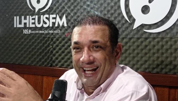 "VOCÊ ACREDITA NA CANDIDATURA DE VALDERICO? JABES É MAIS PROFESSOR QUE VALDERICO. MESMO QUE O SENTIMENTO DE NETO (ACM), SEJA POR VALDERICO", DISSE MARÃO 