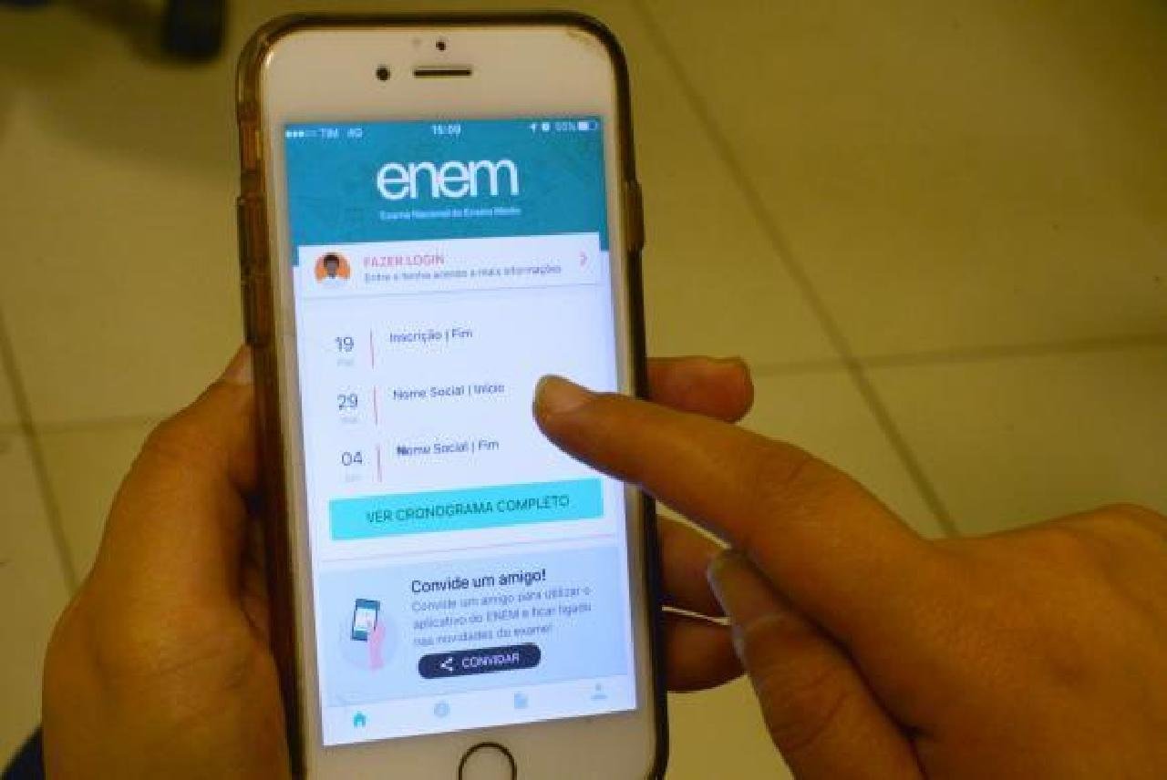 ENEM TERÁ APLICAÇÃO DIGITAL EM 2020 EM FASE PILOTO ENEM TERÁ APLICAÇÃO DIGITAL EM 2020 EM FASE PILOTO