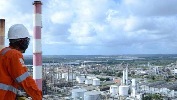 BAHIA TEM PREVISÃO DE GANHAR NOVA REFINARIA ATÉ DEZEMBRO DE 2023