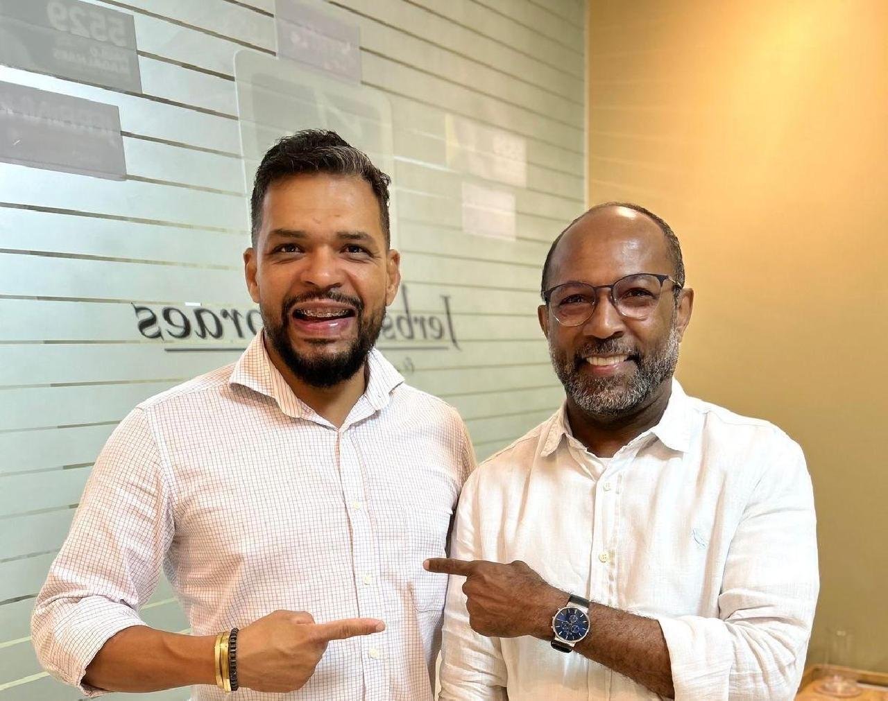 PSB E SOLIDARIEDADE APONTAM TENDÊNCIA PARA POSSÍVEL ALIANÇA EM ILHÉUS PSB E SOLIDARIEDADE APONTAM TENDÊNCIA PARA POSSÍVEL ALIANÇA EM ILHÉUS