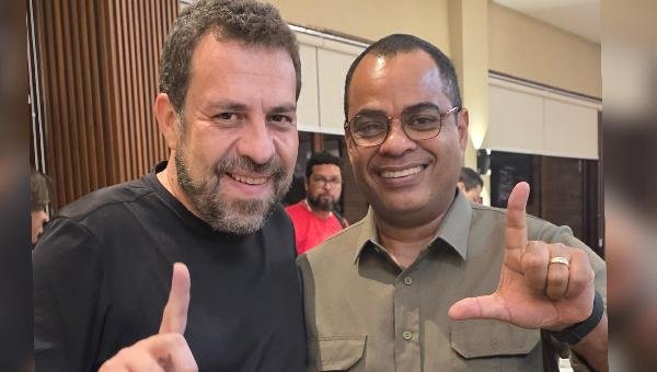 MAGNO LAVIGNE E GUILHERME BOULOS DESTACAM FORTALECIMENTO DA LUTA POPULAR EM ENCONTRO NA BAHIA 