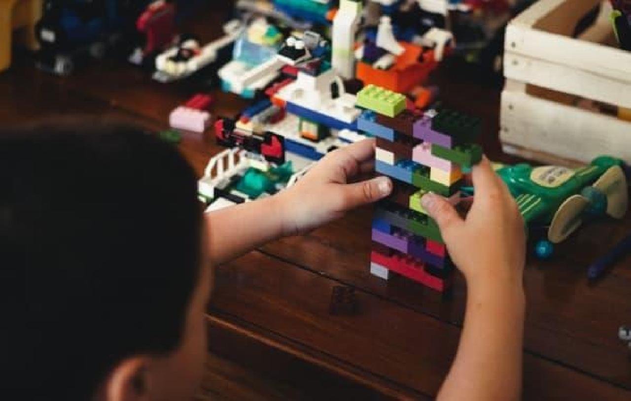 PROJETO BAIANO VISA CAPACITAR PROFESSORES E SERVIDORES DE ESCOLAS PÚBLICAS SOBRE O AUTISMO PROJETO BAIANO VISA CAPACITAR PROFESSORES E SERVIDORES DE ESCOLAS PÚBLICAS SOBRE O AUTISMO