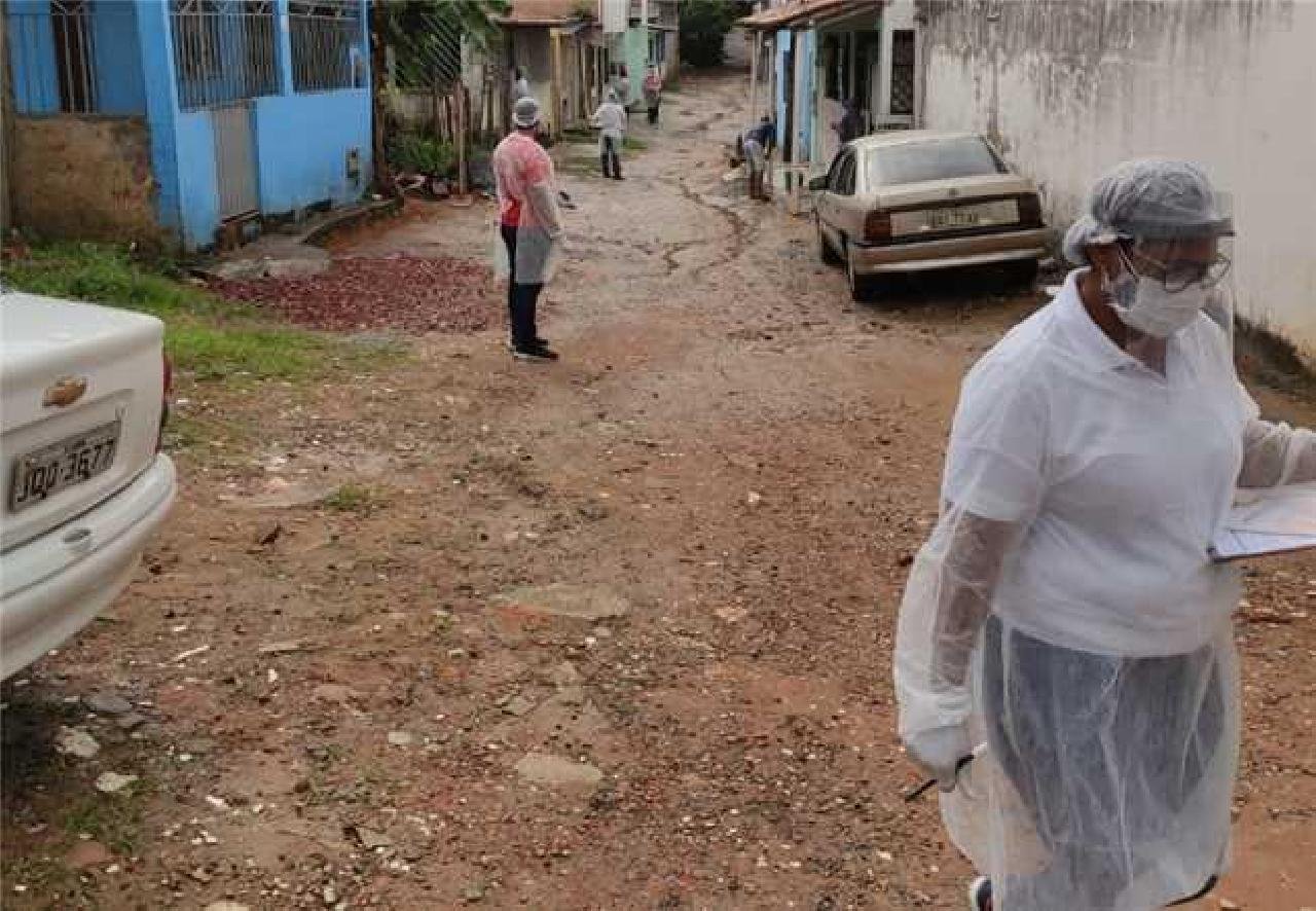 ILHÉUS: BUSCA ATIVA DE PACIENTES INFECTADOS SERÁ REALIZADA EM QUATRO BAIRROS ESTA SEMANA ILHÉUS: BUSCA ATIVA DE PACIENTES INFECTADOS SERÁ REALIZADA EM QUATRO BAIRROS ESTA SEMANA