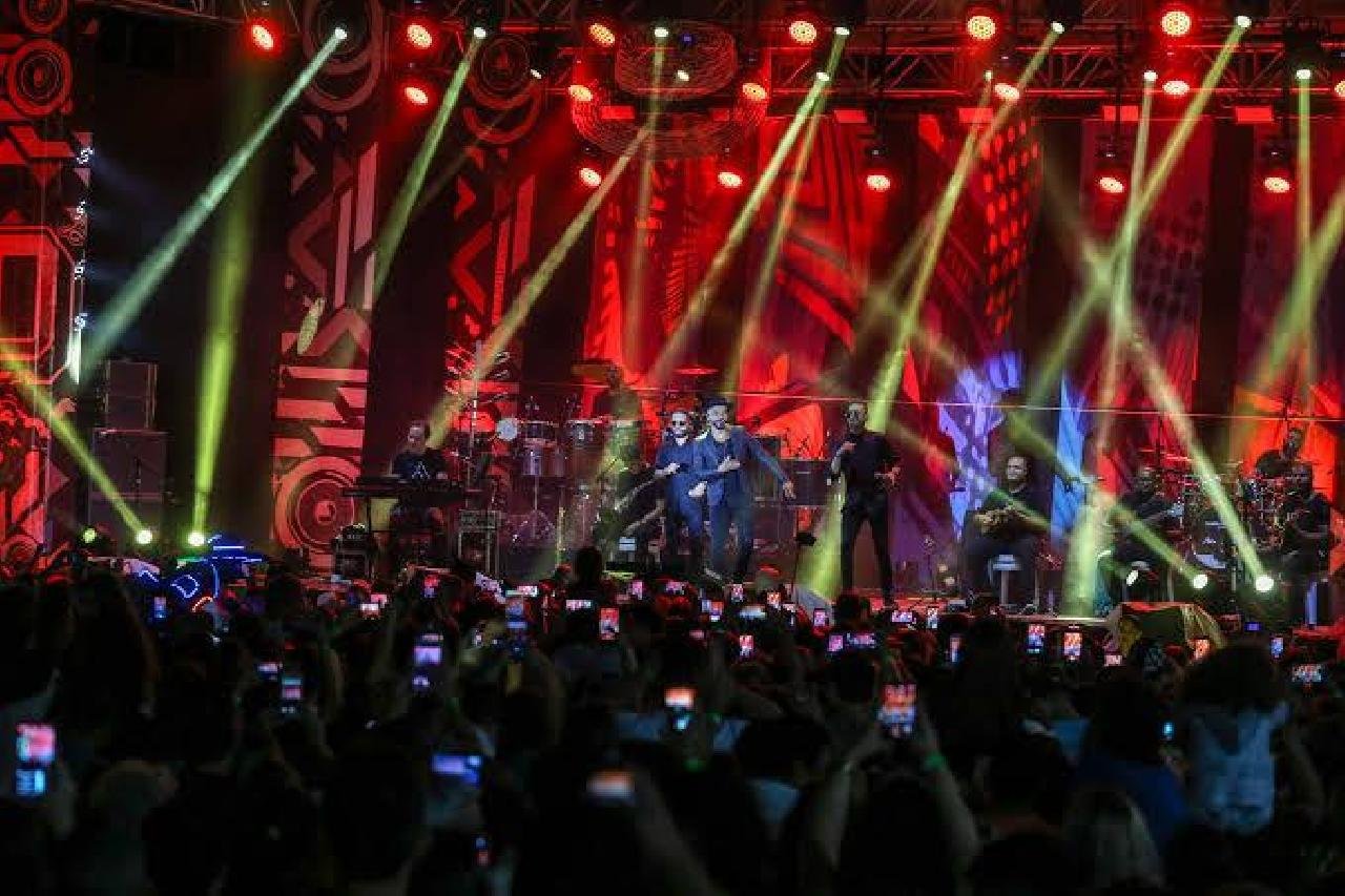 GOVERNADOR ANUNCIA ALTERAÇÕES EM DECRETO QUE PERMITE SHOWS E EVENTOS NA BAHIA GOVERNADOR ANUNCIA ALTERAÇÕES EM DECRETO QUE PERMITE SHOWS E EVENTOS NA BAHIA