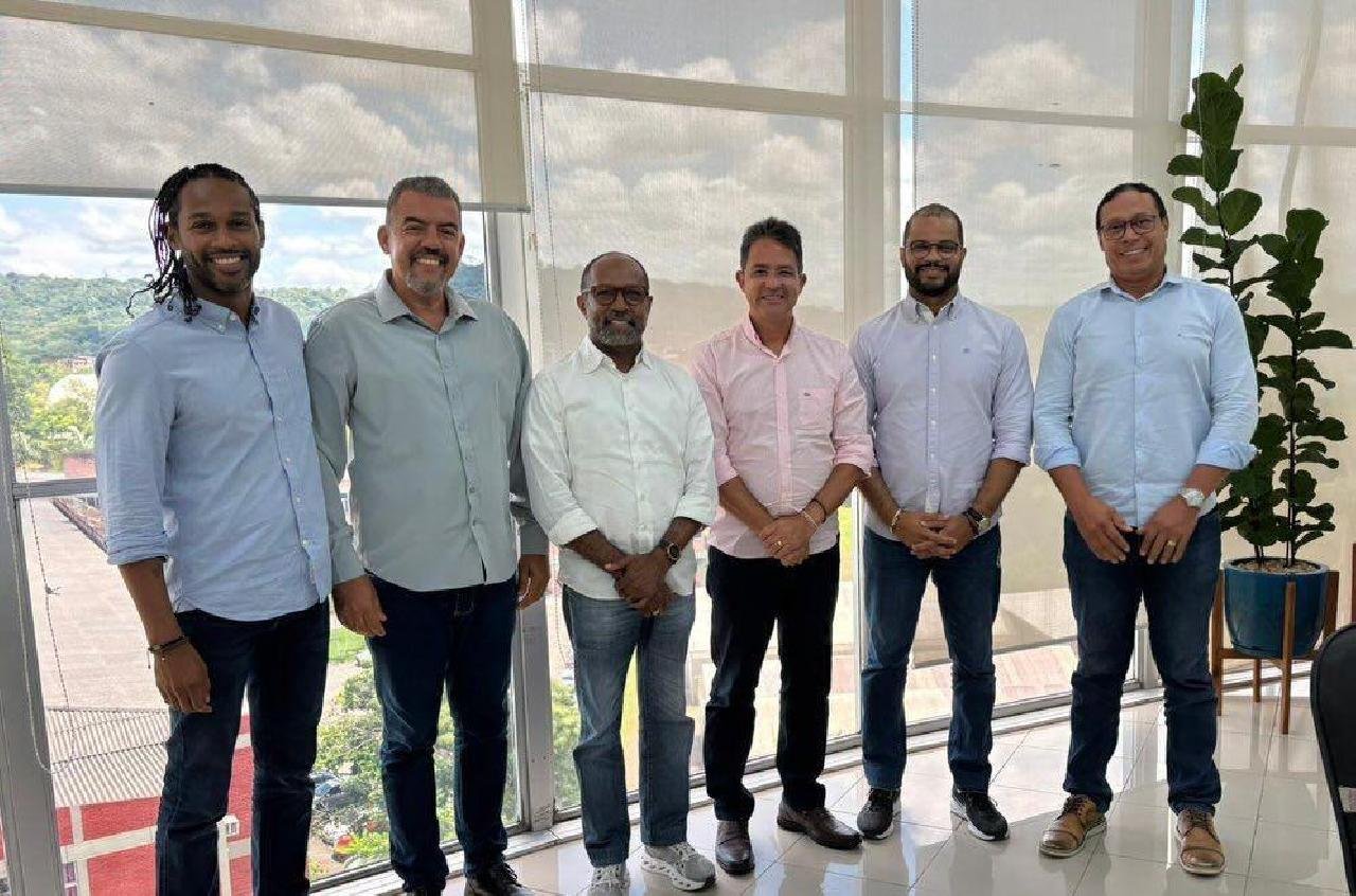 BEBETO GALVÃO CELEBRA 52 ANOS DA UESC E AFIRMA QUE UNIVERSIDADE É SÍMBOLO DE DESENVOLVIMENTO PARA O SUL DA BAHIA 