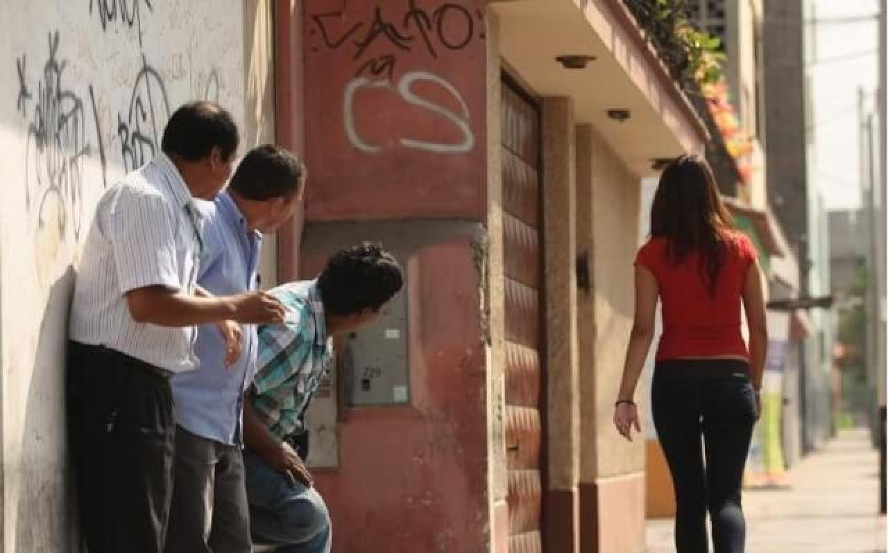 ASSEDIADOR DE MULHER EM SALVADOR PAGARÁ MULTA DE ATÉ R$ 20 MIL SE PROJETO FOR APROVADO ASSEDIADOR DE MULHER EM SALVADOR PAGARÁ MULTA DE ATÉ R$ 20 MIL SE PROJETO FOR APROVADO