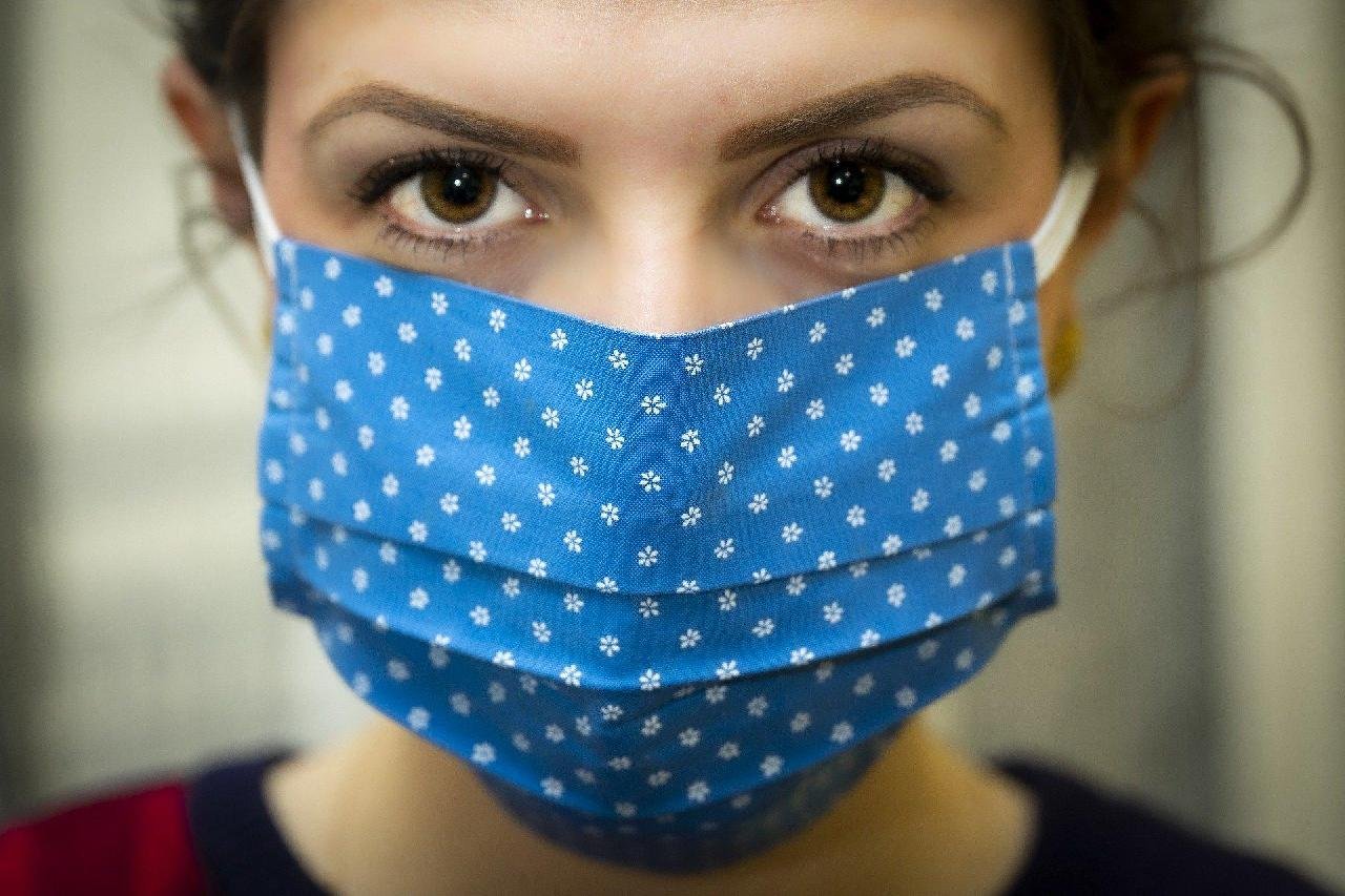ELEIÇÕES EM ILHÉUS : O POVO TÁ DE MÁSCARA, MAS DE OLHOS ABERTOS. ELEIÇÕES EM ILHÉUS : O POVO TÁ DE MÁSCARA, MAS DE OLHOS ABERTOS.