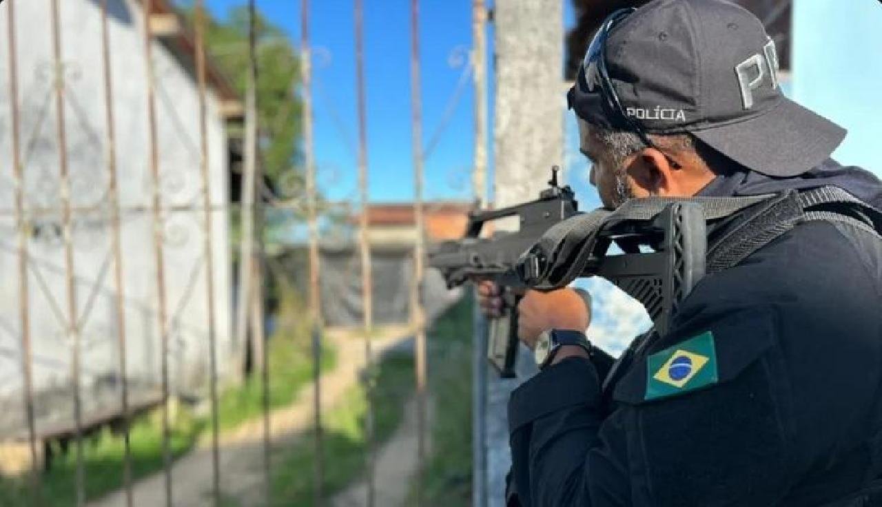 OPERAÇÃO CONTRA O TRÁFICO DE DROGAS E HOMICÍDIOS É REALIZADA EM ILHÉUS E OUTRAS CIDADES DA BAHIA, DE SÃO PAULO, MINAS GERAIS E SANTA CATARINA