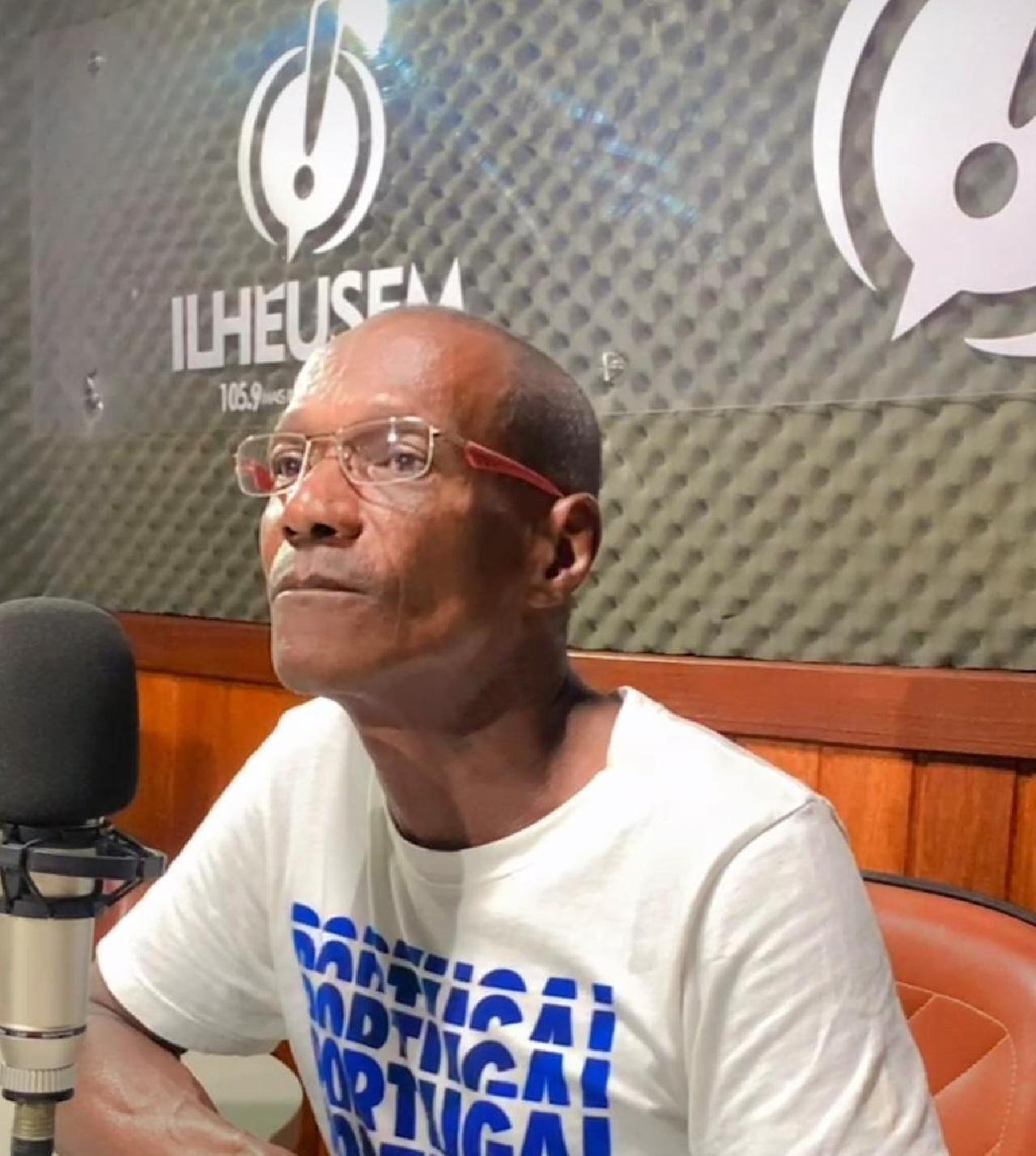 “É PRECISO DAR VOZ AOS HERÓIS QUE O PODER FEZ QUESTÃO DE APAGAR”, DIZ PROFESSOR JOÃO CÉSAR SOBRE A I FEIRA LITERÁRIA DA SALA DE LEITURA GREGÓRIO LUÍS “É PRECISO DAR VOZ AOS HERÓIS QUE O PODER FEZ QUESTÃO DE APAGAR”, DIZ PROFESSOR JOÃO CÉSAR SOBRE A I FEIRA LITERÁRIA DA SALA DE LEITURA GREGÓRIO LUÍS
