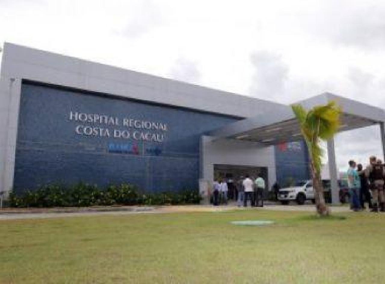 HOSPITAL REGIONAL COSTA DO CACAU COMPLETA SEU PRIMEIRO QUADRO DE MÉDICOS RESIDENTES HOSPITAL REGIONAL COSTA DO CACAU COMPLETA SEU PRIMEIRO QUADRO DE MÉDICOS RESIDENTES