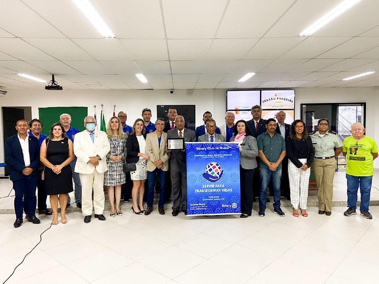 ROTARY  CLUB COMPLETA 80 ANOS E RECEBE HOMENAGEM DA CÂMARA DE VEREADORES