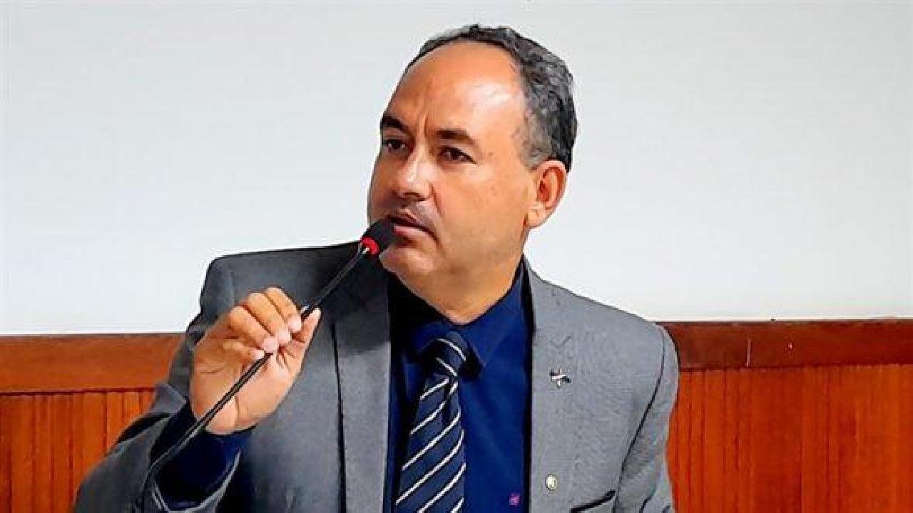 VEREADOR TANDICK RESENDE TEM CONDENAÇÃO POR DANOS MORAIS MANTIDA PELO TJ-BA