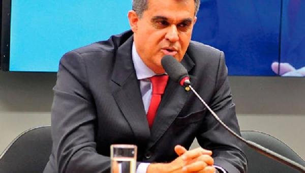  DEPUTADO BAIANO É UM DOS INVESTIGADOS POR USO IRREGULAR DE VERBA PARLAMENTAR