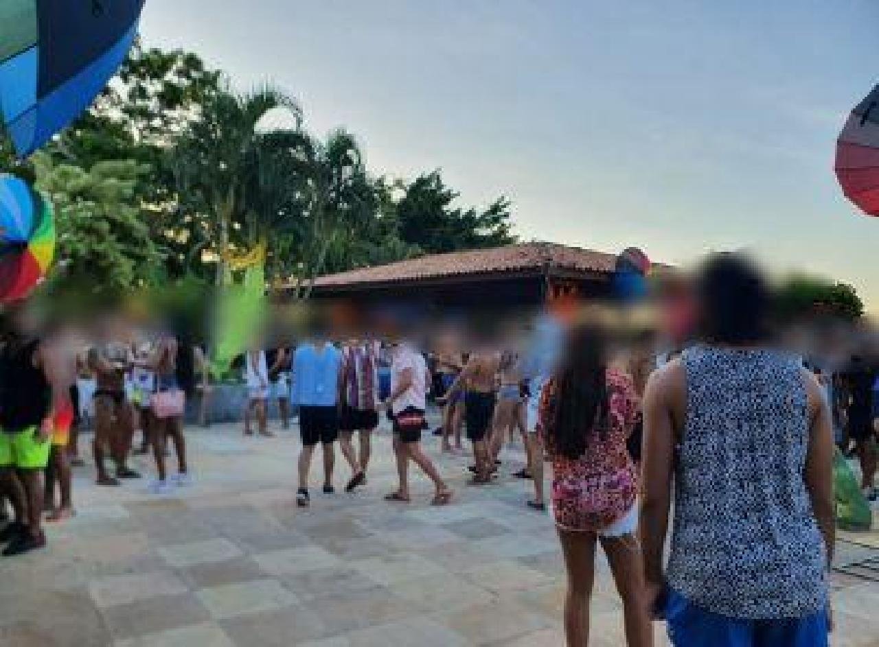 PM BAIANA ENCERRA DIVERSAS AGLOMERAÇÕES EM FIM DE SEMANA SEM CARNAVAL PM BAIANA ENCERRA DIVERSAS AGLOMERAÇÕES EM FIM DE SEMANA SEM CARNAVAL