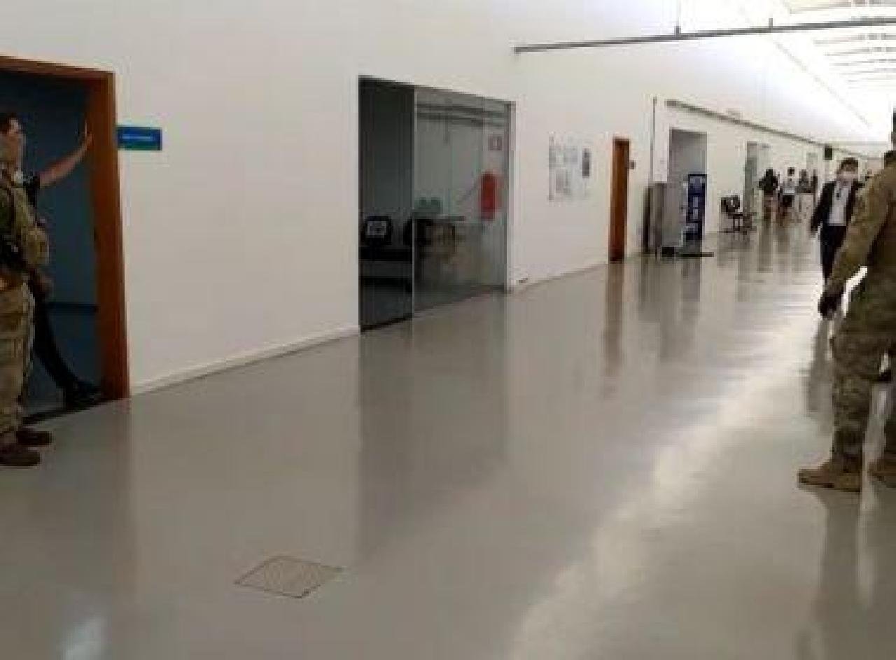 BARREIRAS: ESTUDANTES PRESOS POR FRAUDE PARA ENTRAR EM CURSO DE MEDICINA BARREIRAS: ESTUDANTES PRESOS POR FRAUDE PARA ENTRAR EM CURSO DE MEDICINA