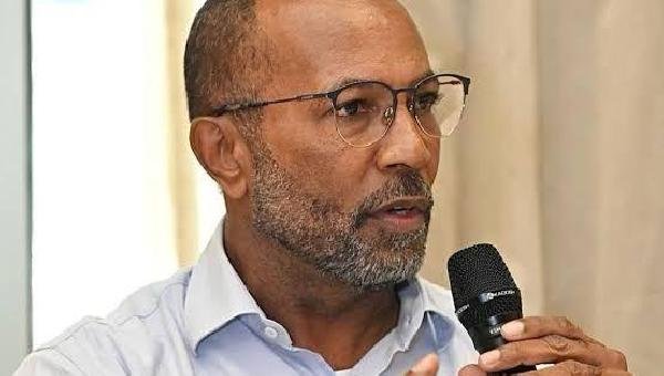 BEBETO SE MANIFESTA EM DEFESA DOS CACAUICULTORES BAIANOS E ALERTA PARA RISCOS DA IMPORTAÇÃO DO CACAU