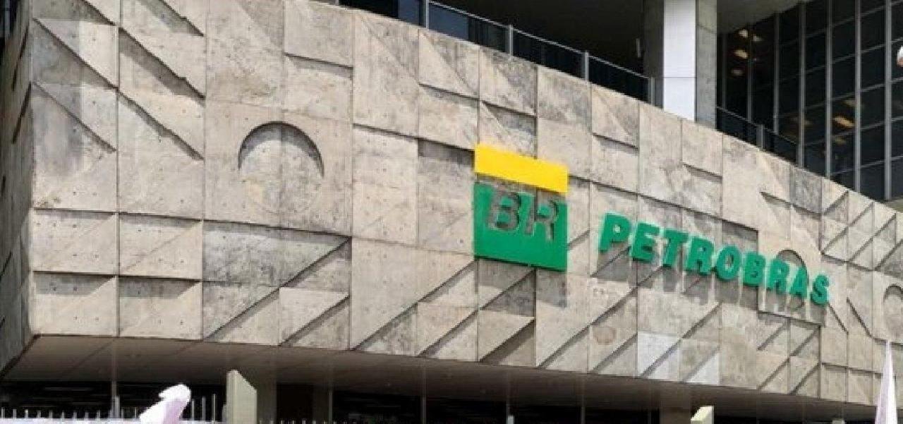 PETROBRAS ANUNCIA REAJUSTE NA GASOLINA E NO DIESEL PETROBRAS ANUNCIA REAJUSTE NA GASOLINA E NO DIESEL