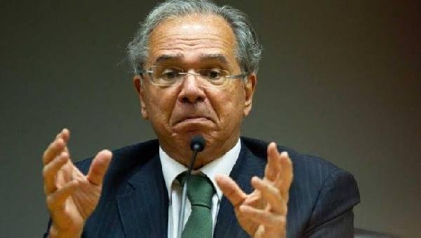  PAULO GUEDES SUGERE VENDER PRAIAS BRASILEIRAS