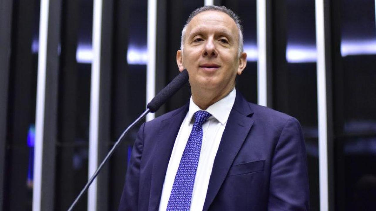 CÂMARA APROVA TEXTO QUE FACILITA REGULARIZAR DÍVIDAS COM O FISCO CÂMARA APROVA TEXTO QUE FACILITA REGULARIZAR DÍVIDAS COM O FISCO