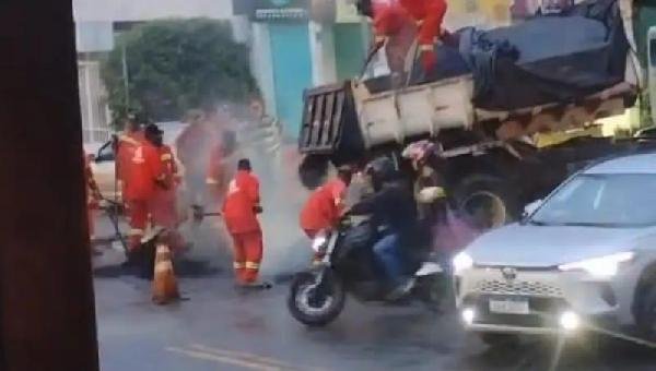 PREFEITURA DE ILHÉUS EXPLICA APLICAÇÃO DE ASFALTO DURANTE CHUVA NA AVENIDA CANAVIEIRAS