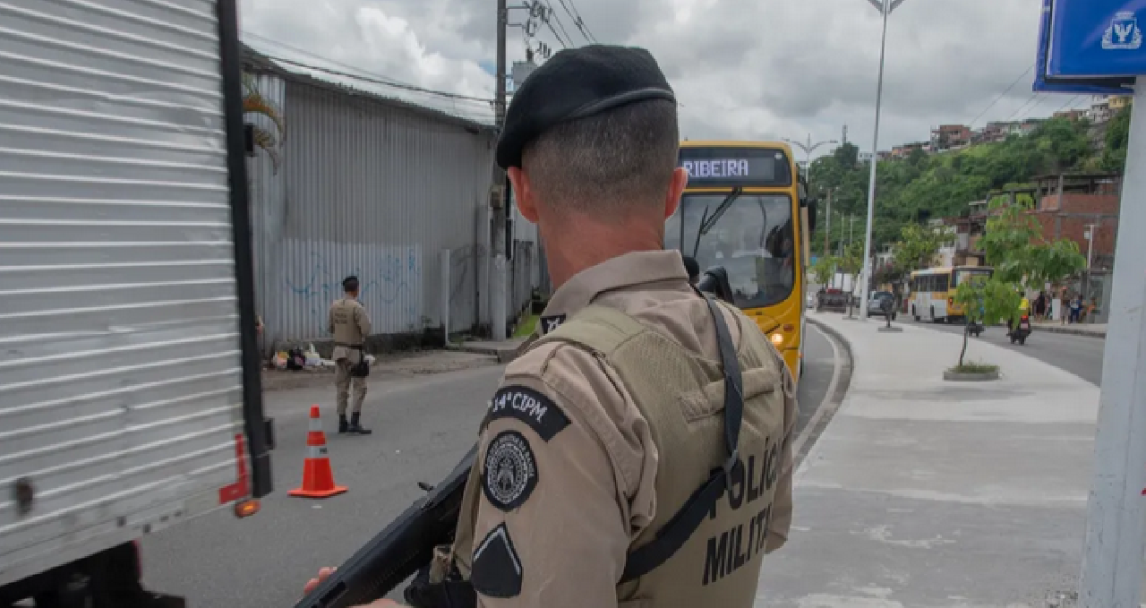 PM DEFLAGRA NOVA FASE DA OPERAÇÃO FORÇA TOTAL NA BAHIA PM DEFLAGRA NOVA FASE DA OPERAÇÃO FORÇA TOTAL NA BAHIA
