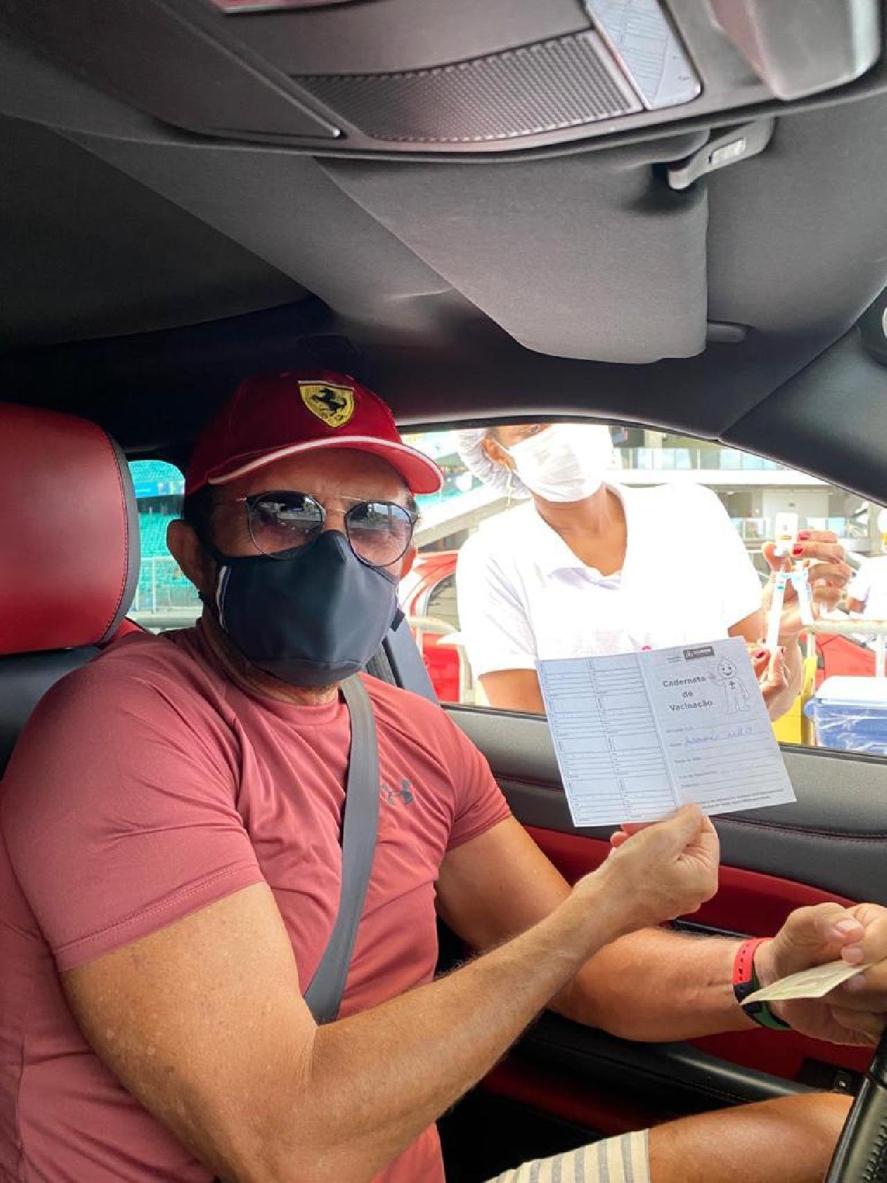 ADELMARIO COELHO RECEBE PRIMEIRA DOSE DA VACINA ADELMARIO COELHO RECEBE PRIMEIRA DOSE DA VACINA