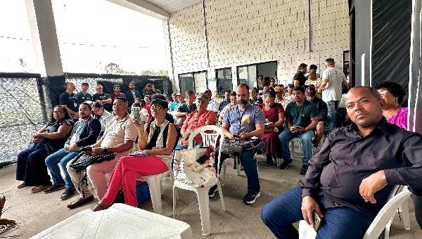 1º ENCONTRO ENTRE ASSOCIAÇÕES E BANCOS NO TERMINAL PESQUEIRO É REALIZADO EM ILHÉUS 1º ENCONTRO ENTRE ASSOCIAÇÕES E BANCOS NO TERMINAL PESQUEIRO É REALIZADO EM ILHÉUS