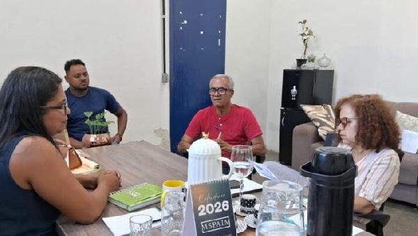 APPI/APLB DISCUTE EXCEDÊNCIA DE PROFESSORES E PEDIDOS DE APOSENTADORIA EM REUNIÃO COM O NTE