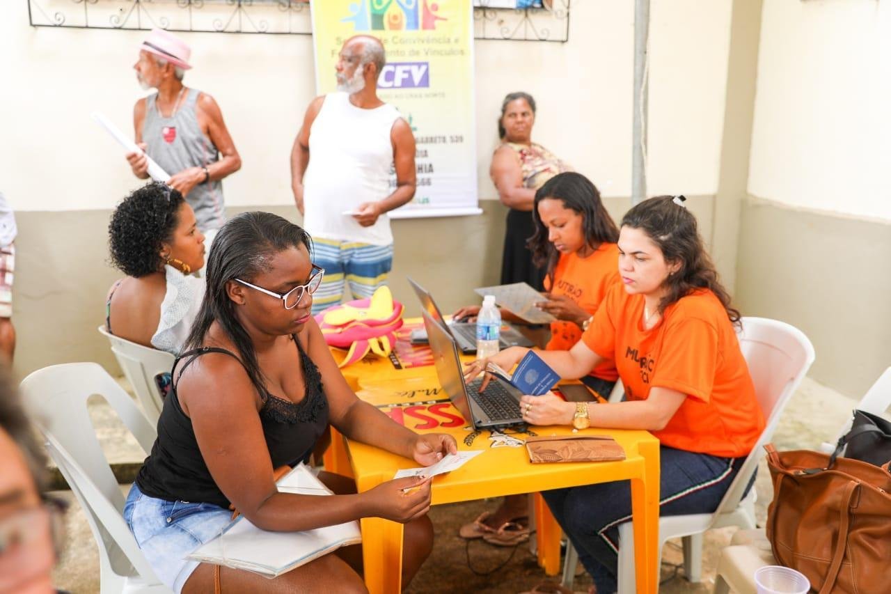 MUTIRÕES DA PREFEITURA SOMAM MAIS DE 4 MIL ATENDIMENTOS EM SETEMBRO MUTIRÕES DA PREFEITURA SOMAM MAIS DE 4 MIL ATENDIMENTOS EM SETEMBRO