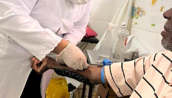 NOVO SISTEMA DE COLETA DE EXAMES LABORATORIAIS É IMPLANTADO EM ILHÉUS PARA REDUZIR FILAS NA REGULAÇÃO NOVO SISTEMA DE COLETA DE EXAMES LABORATORIAIS É IMPLANTADO EM ILHÉUS PARA REDUZIR FILAS NA REGULAÇÃO