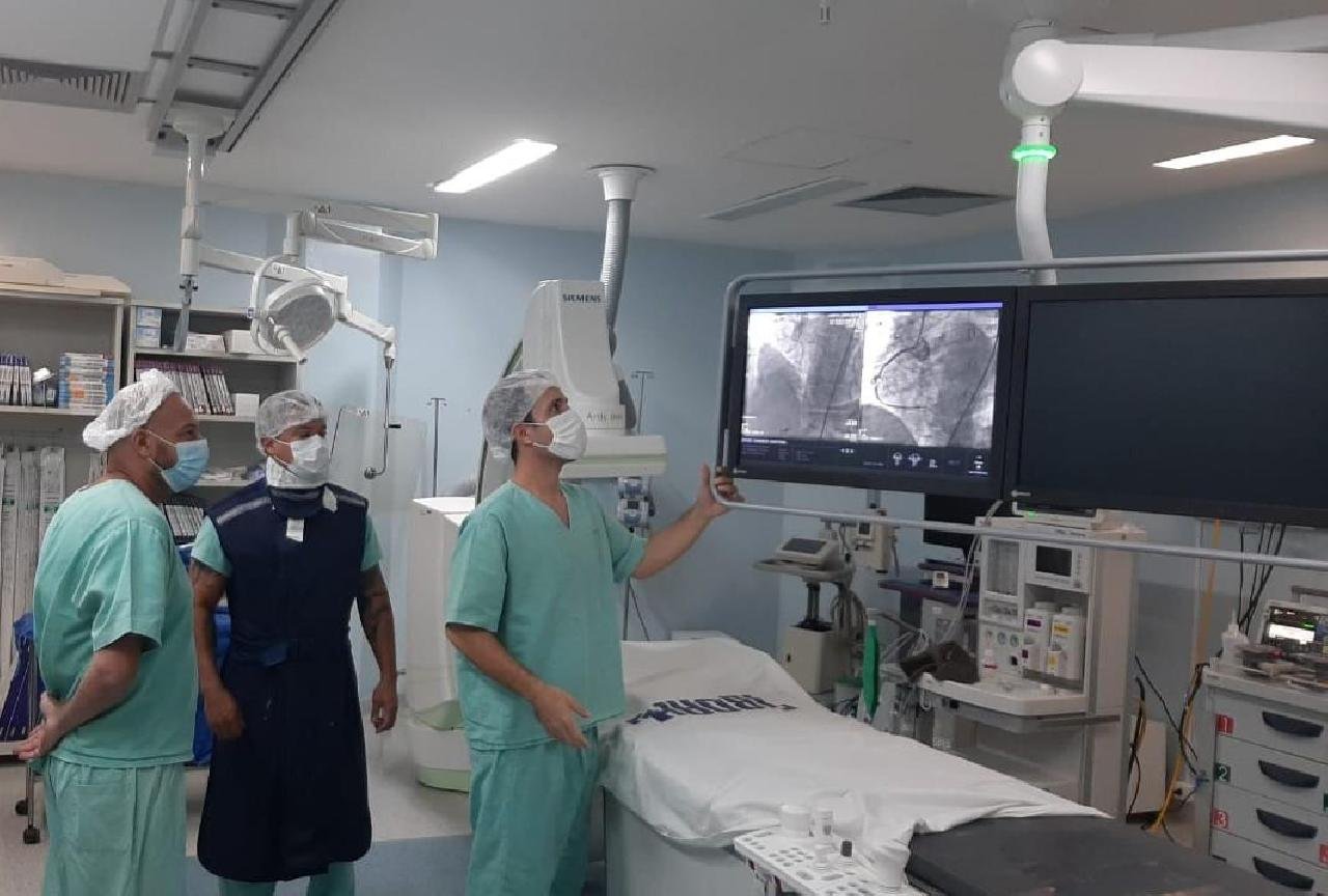 HOSPITAL COSTA DO CACAU REALIZA MUTIRÃO DE CATETERISMO DE PACIENTES REGULADOS