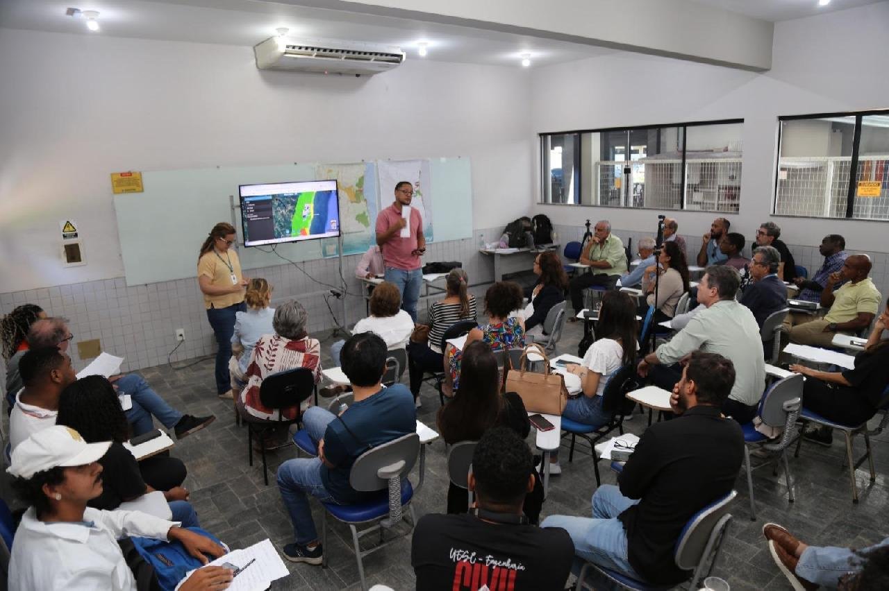 PLANO DIRETOR DE ILHÉUS É DEBATIDO COM SETORES DE ENGENHARIA E ARQUITETURA PLANO DIRETOR DE ILHÉUS É DEBATIDO COM SETORES DE ENGENHARIA E ARQUITETURA