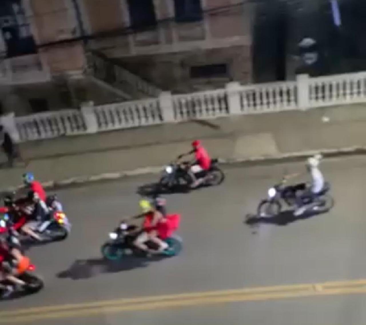 "ROLEZINHO DE NATAL" COM MOTOCICLISTAS DURANTE A MADRUGADA GERA RECLAMAÇÕES EM ILHÉUS 