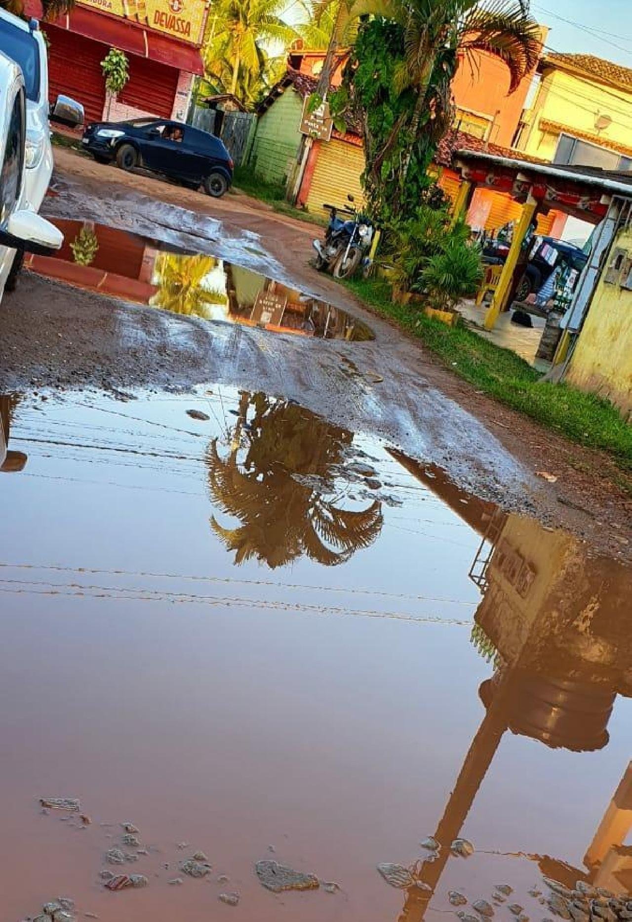 MORADORES DOS DISTRITOS SOFREM COM PÉSSIMAS ESTRADAS MORADORES DOS DISTRITOS SOFREM COM PÉSSIMAS ESTRADAS