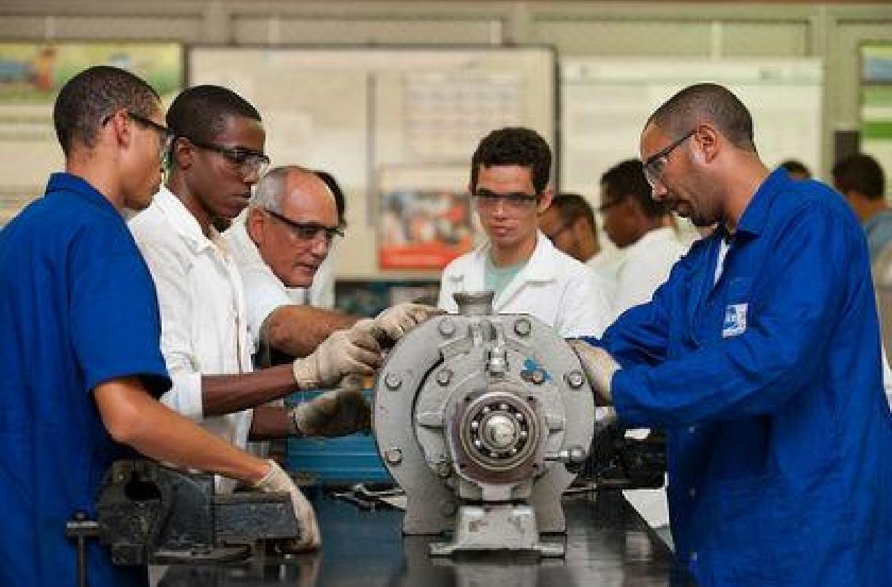 SENAI BAHIA PRORROGA INSCRIÇÕES PARA CURSOS TÉCNICOS SENAI BAHIA PRORROGA INSCRIÇÕES PARA CURSOS TÉCNICOS