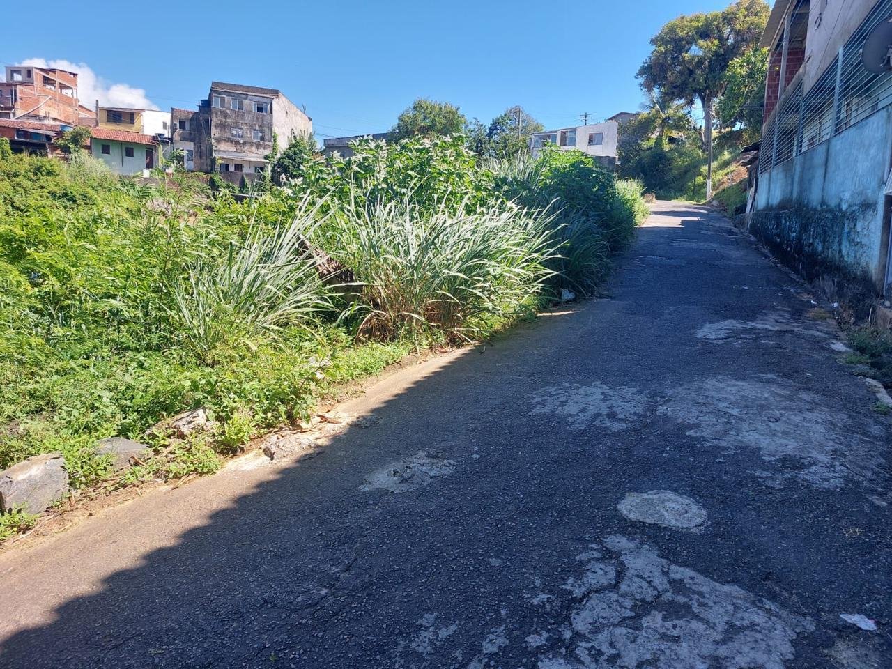 MORADORES COBRAM RETORNO DAS  OBRAS NA LADEIRA ALMADA E PRESSIONAM POR PROVIDÊNCIAS