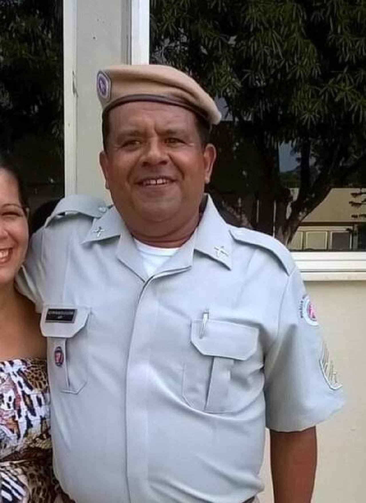 ILHÉUS PERDE MAIS UM POLICIAL MILITAR VÍTIMA DA COVID-19 ILHÉUS PERDE MAIS UM POLICIAL MILITAR VÍTIMA DA COVID-19