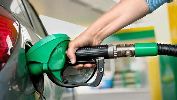 SALVADOR: GASOLINA SERÁ VENDIDA PELA METADE DO PREÇO NESTE SÁBADO