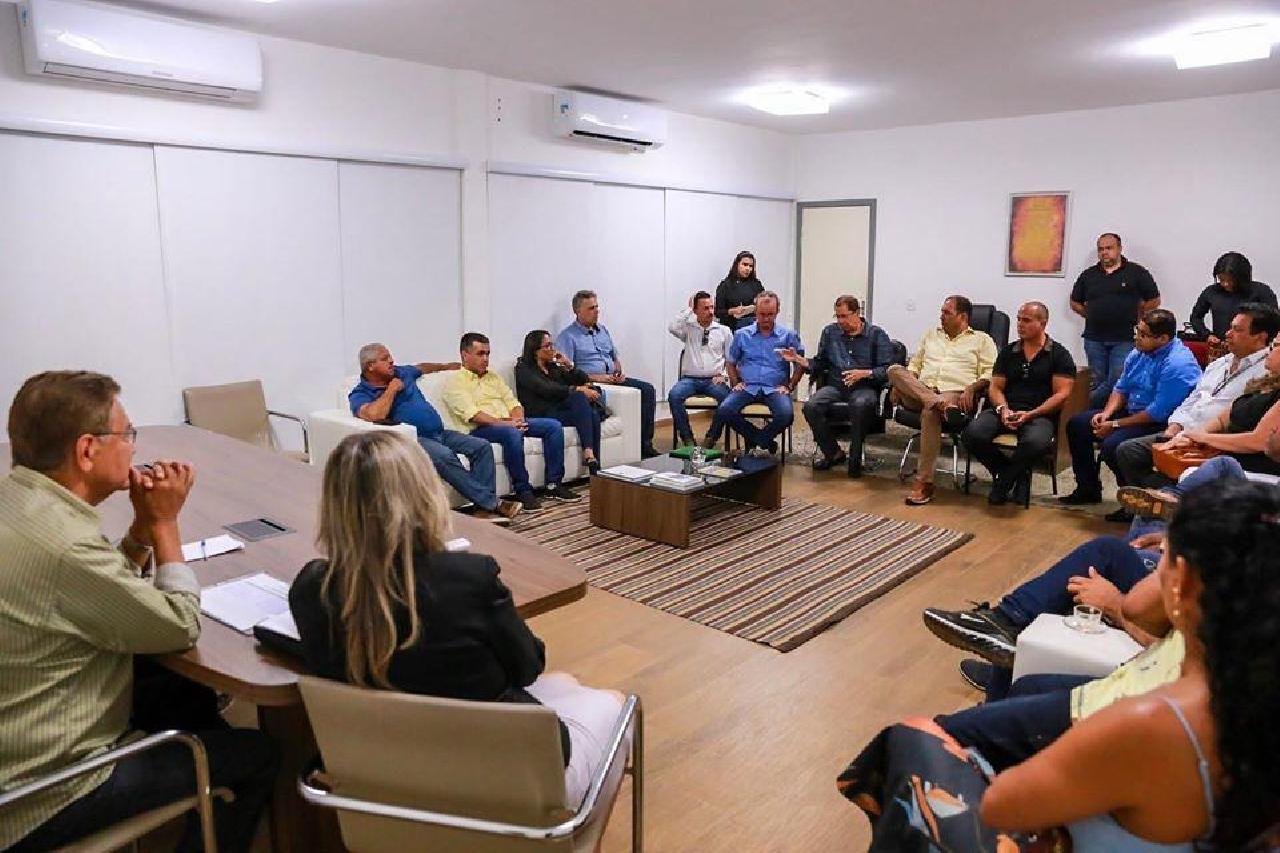 TEMPORADA DE CRUZEIROS MARÍTIMOS EM ILHÉUS É TEMA DE REUNIÃO NA PREFEITURA TEMPORADA DE CRUZEIROS MARÍTIMOS EM ILHÉUS É TEMA DE REUNIÃO NA PREFEITURA