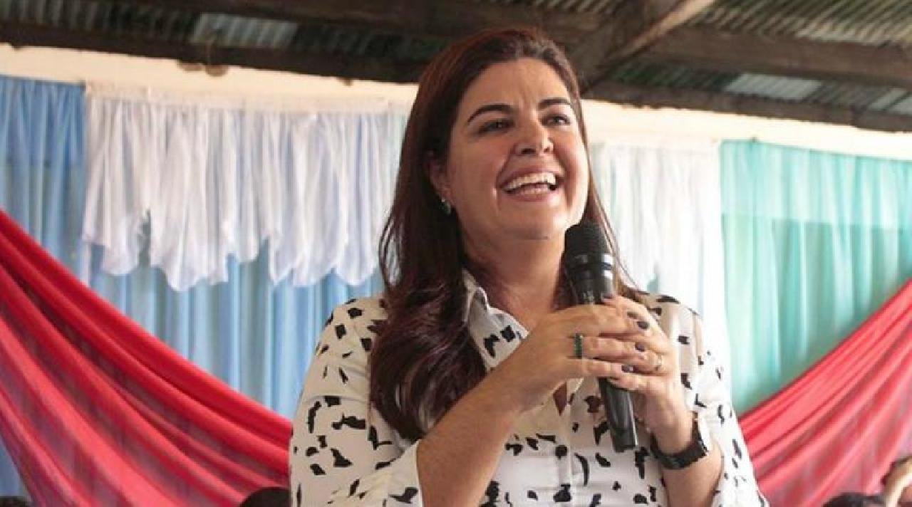 IONÁ QUEIROZ TEM CANDIDATURA INDEFERIDA PARA A PREFEITURA DE CAMAMU IONÁ QUEIROZ TEM CANDIDATURA INDEFERIDA PARA A PREFEITURA DE CAMAMU