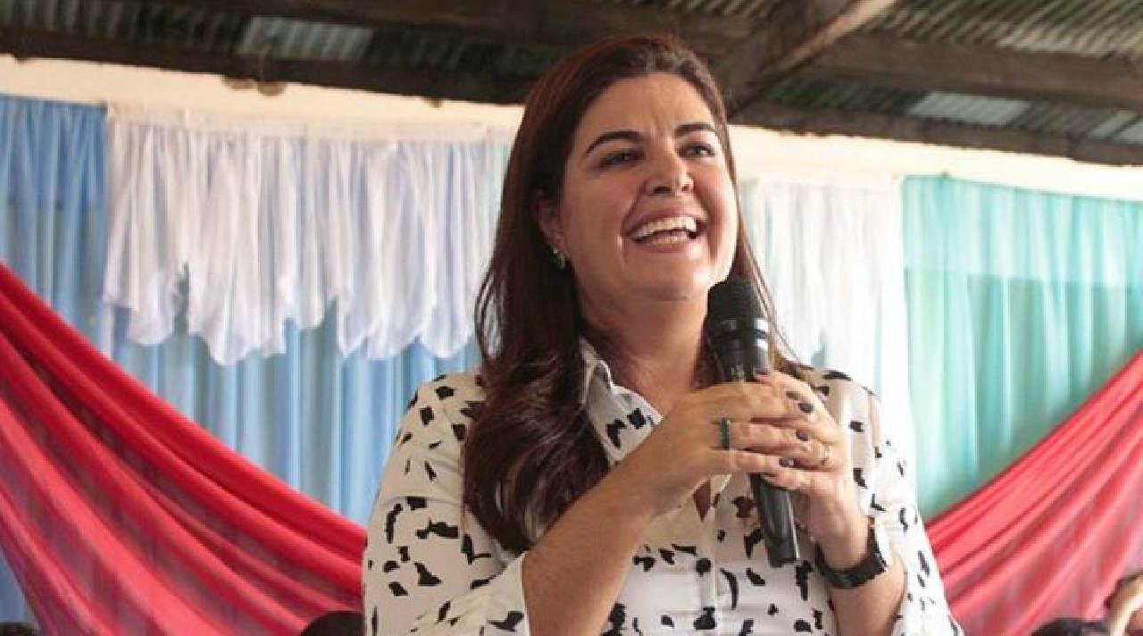 IONÁ QUEIROZ TEM CANDIDATURA INDEFERIDA PARA A PREFEITURA DE CAMAMU