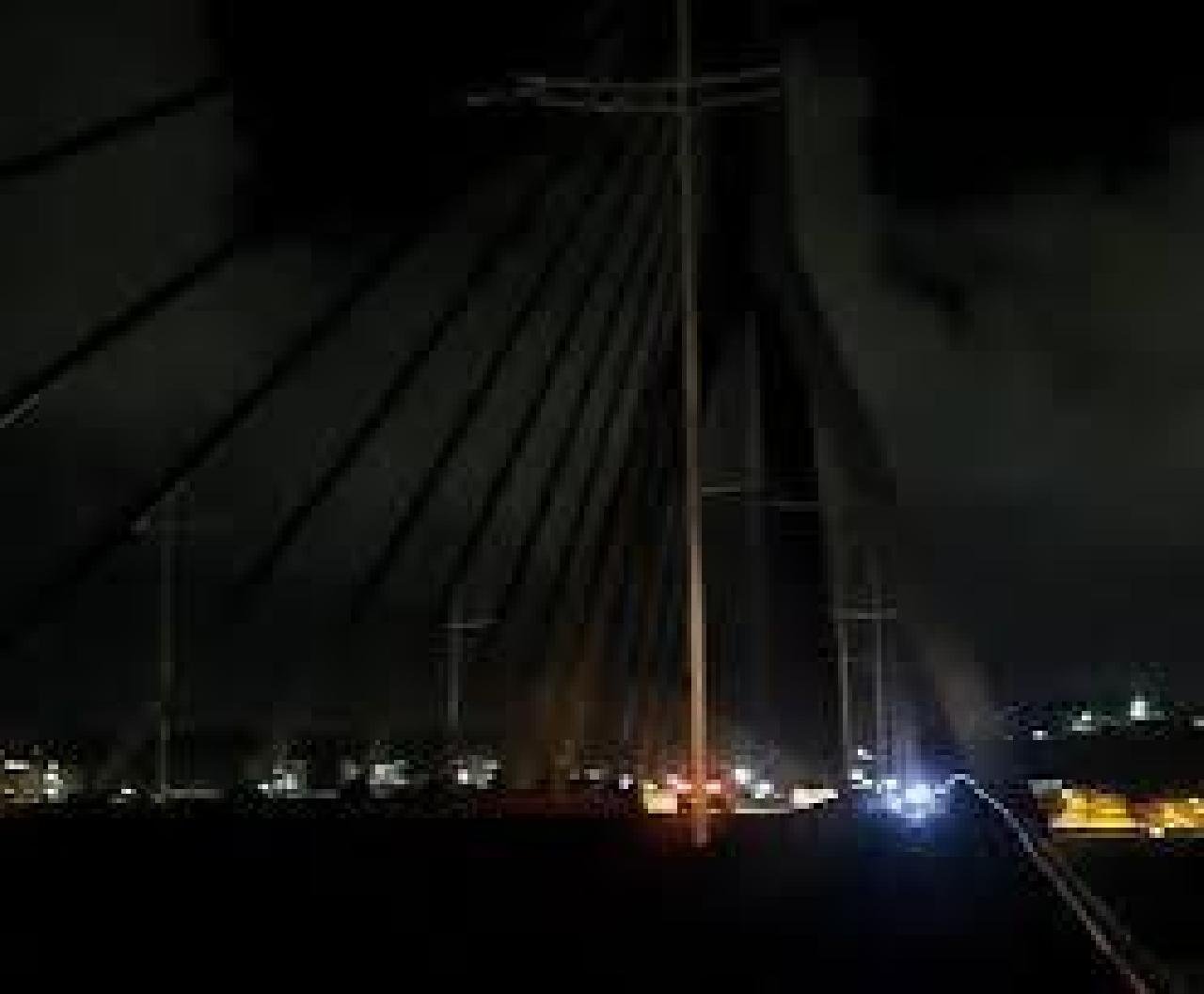 ILUMINAÇÃO DA PONTE JORGE AMADO É RESPONSABILIDADE DA PREFEITURA DE ILHÉUS, AFIRMA SEINFRA-BA ILUMINAÇÃO DA PONTE JORGE AMADO É RESPONSABILIDADE DA PREFEITURA DE ILHÉUS, AFIRMA SEINFRA-BA