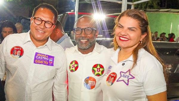 BEBETO PARTICIPA DE CAMINHADA COM LULA NO BAIRRO DA LIBERDADE, EM SALVADOR