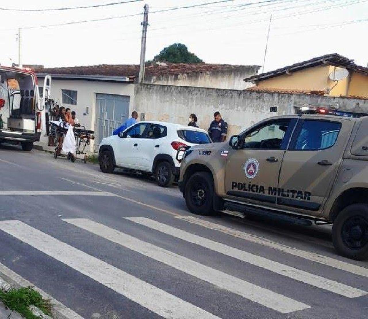 MENINA DE 4 ANOS MORRE APÓS SER ESQUECIDA DENTRO DE CARRO NA BAHIA MENINA DE 4 ANOS MORRE APÓS SER ESQUECIDA DENTRO DE CARRO NA BAHIA