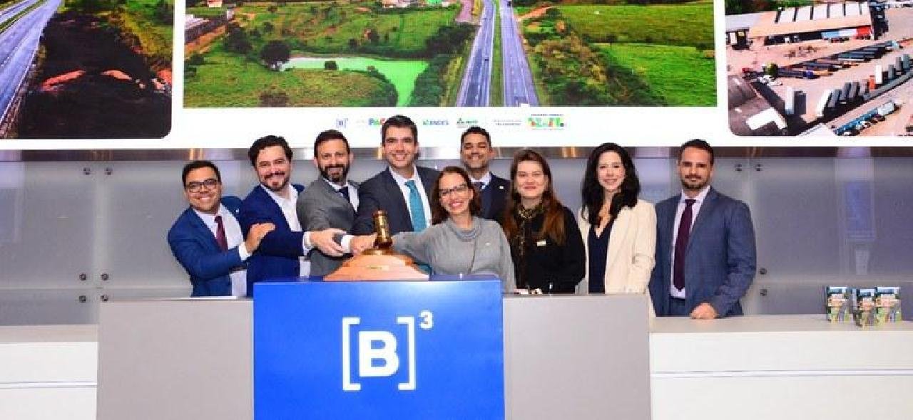 LEILÃO DO TRECHO DA BR-101 ENTRE BAHIA E ESPÍRITO SANTO É CONCLUÍDO E GARANTE R$ 10,3 BILHÕES EM INVESTIMENTOS E NOVA ETAPA DE OBRAS LEILÃO DO TRECHO DA BR-101 ENTRE BAHIA E ESPÍRITO SANTO É CONCLUÍDO E GARANTE R$ 10,3 BILHÕES EM INVESTIMENTOS E NOVA ETAPA DE OBRAS