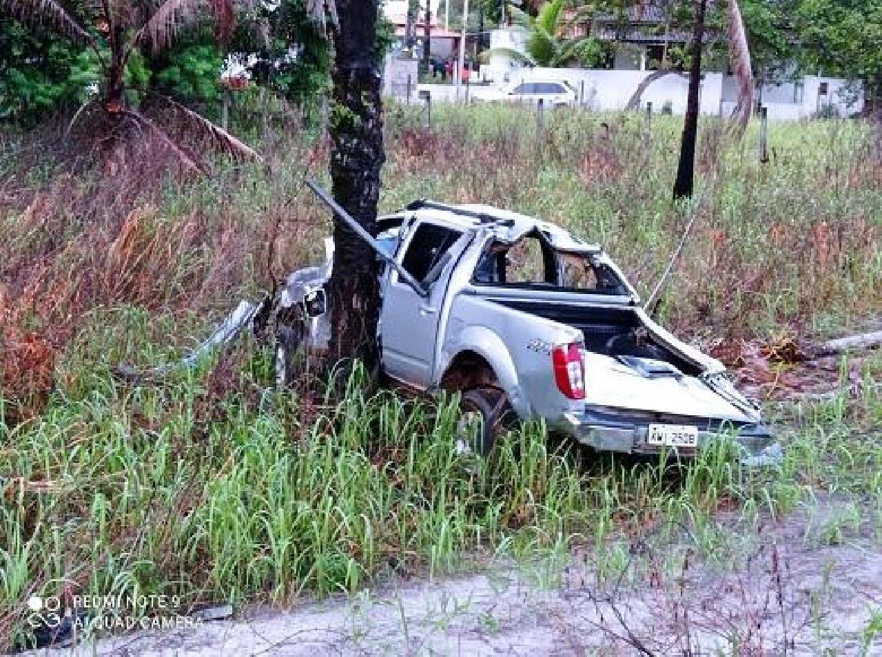 ACIDENTE GRAVE NA ILHÉUS-ITACARÉ DEIXA UMA PESSOA MORTA E 4 FERIDAS ACIDENTE GRAVE NA ILHÉUS-ITACARÉ DEIXA UMA PESSOA MORTA E 4 FERIDAS