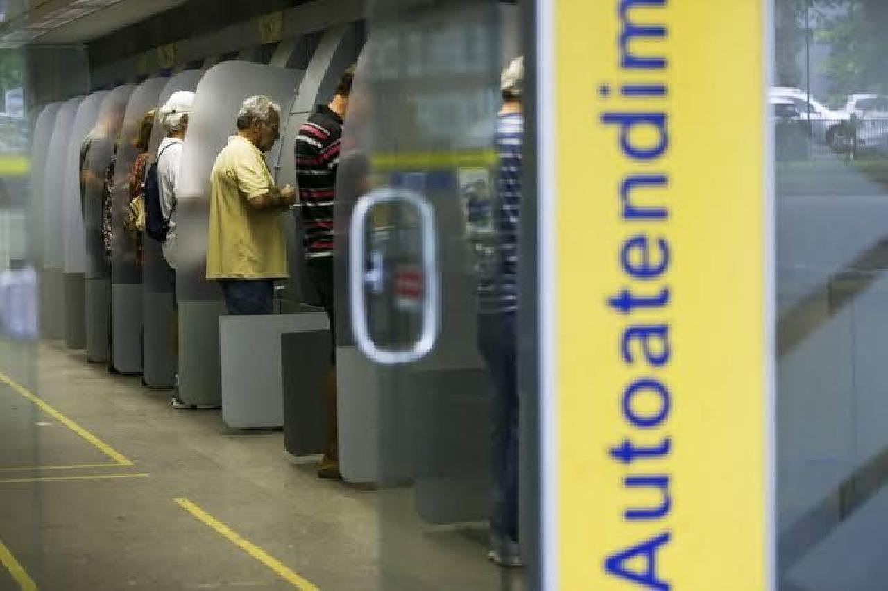 BANCOS NAO ABREM NA ÚLTIMA SEXTA-FEIRA DO ANO; VEJA COMO PAGAR CONTAS BANCOS NAO ABREM NA ÚLTIMA SEXTA-FEIRA DO ANO; VEJA COMO PAGAR CONTAS