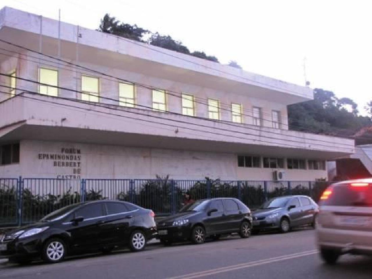 FÓRUM DE ILHÉUS RETOMA ATIVIDADES PRESENCIAIS A PARTIR DESTA SEGUNDA (21) FÓRUM DE ILHÉUS RETOMA ATIVIDADES PRESENCIAIS A PARTIR DESTA SEGUNDA (21)