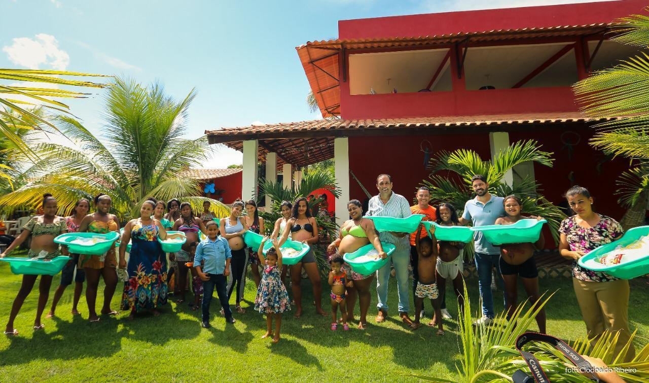 PREFEITURA DE ILHÉUS ENTREGA KITS ENXOVAIS ÀS GESTANTES DO CRAS VILELA PREFEITURA DE ILHÉUS ENTREGA KITS ENXOVAIS ÀS GESTANTES DO CRAS VILELA